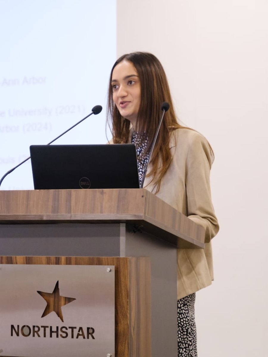 Shreeja Vachhani presenting at a speaking engagement